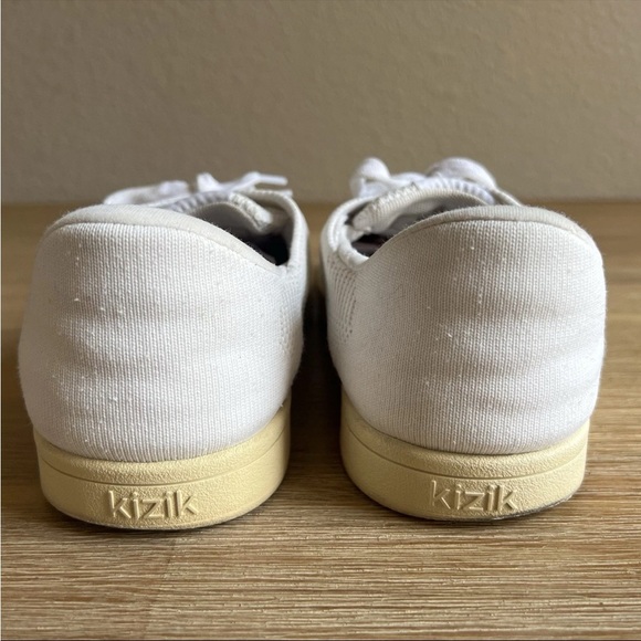 Kizik Sneakers Unisex White Lace Up Mens 7.5 Women’s 9 Casual Comfort Supporting - Picture 9 of 11